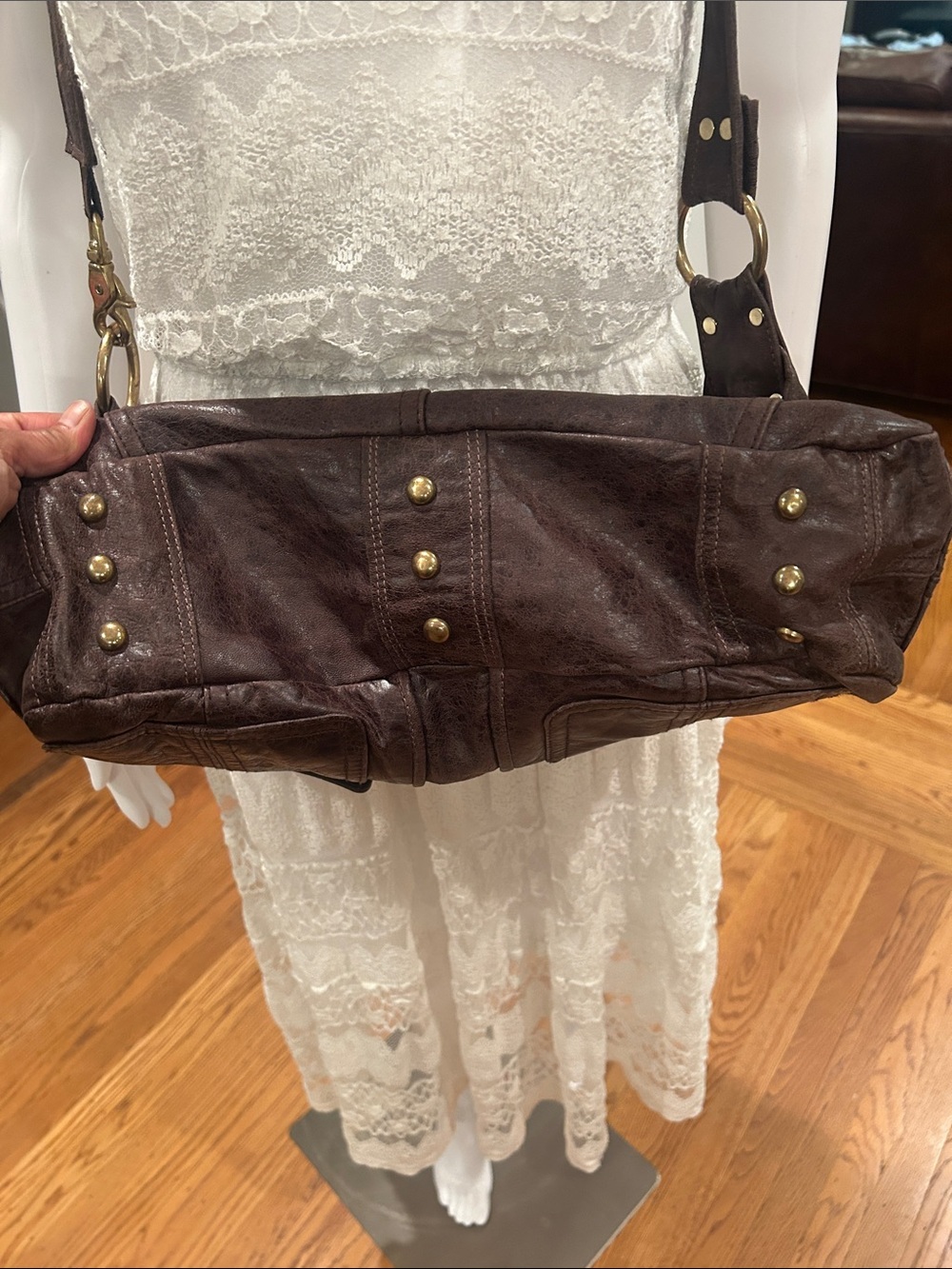 Maya Moon Leather large Crossbody Shoulder Bag - Brown - Picture 5 of 11